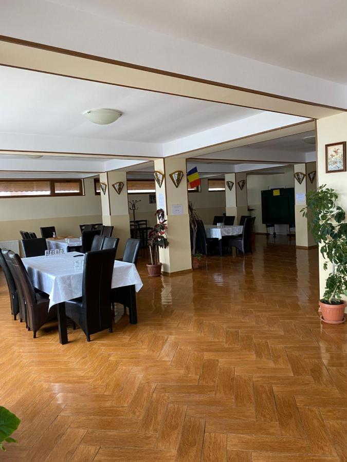 Pensiunea Zimbru Rânca Exterior foto